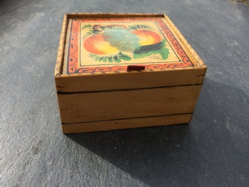 An Early 19th Century Tunbridge Ware Cotton Reel Box