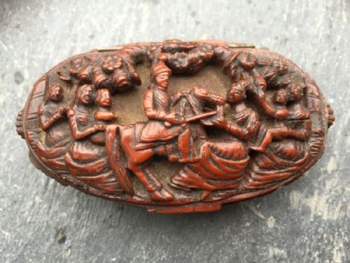 An Early 19th Century Carved Coquilla Nut Snuff Box