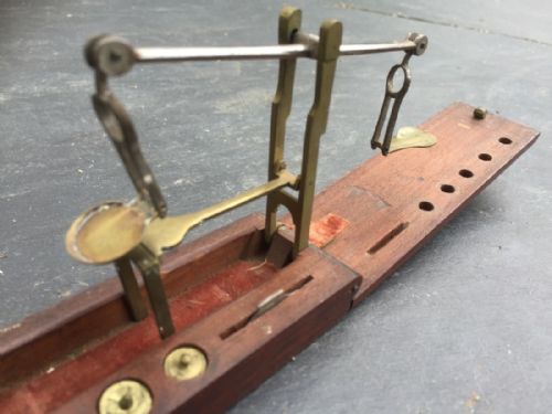 A Georgian Pocket Coin Balance