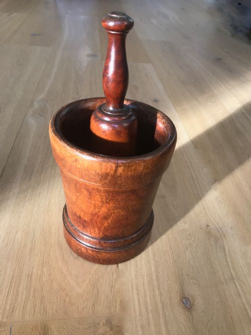 A Large 18th Century Pestle & Mortar - Treen