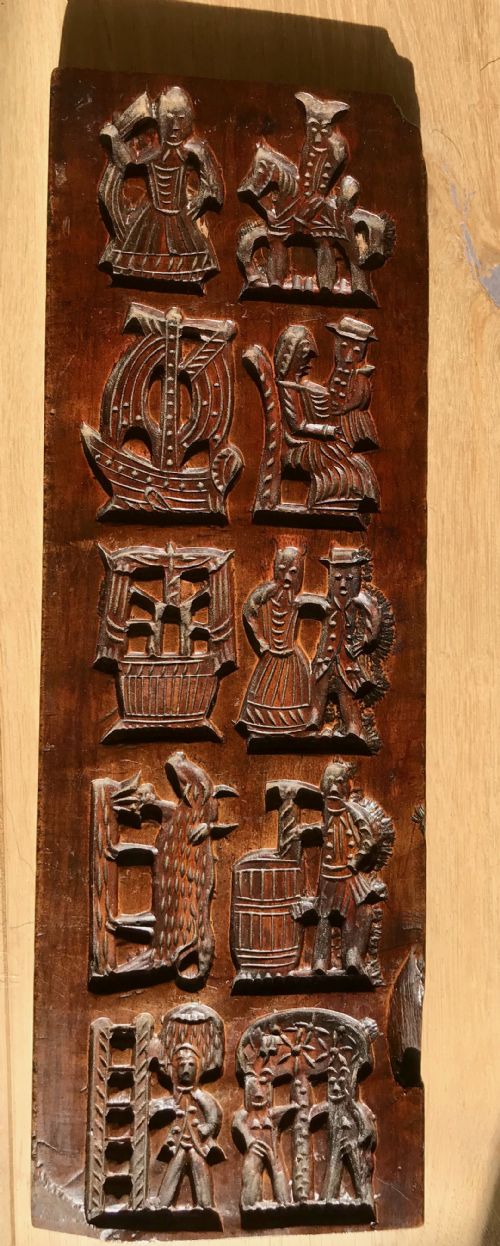Antique Fruit Wood Biscuit Mould - Treen