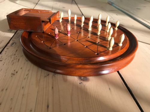 fig 1. Antique Fox & Geese Game - with counters
