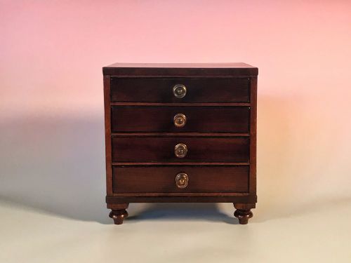 George III Mahogany Apprentice Chest of Drawers