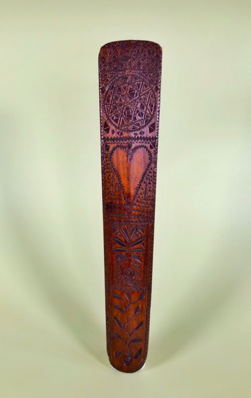 Antique Stay Busk - Treen