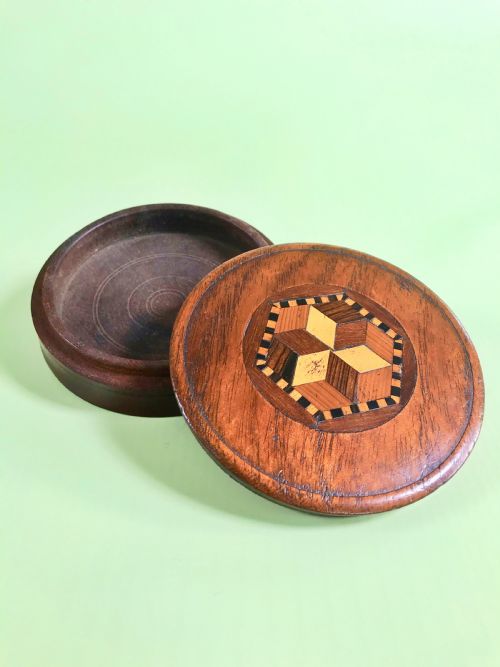 Antique Snuff Box _ Tunbridge Ware