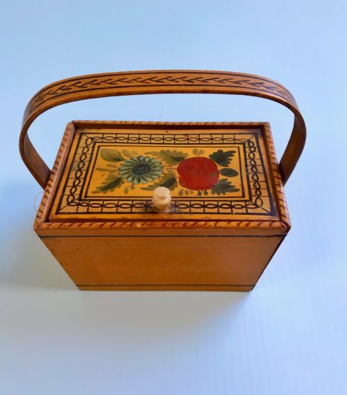 A Small Georgian Sewing Box - Tunbridge/ Brighton Ware