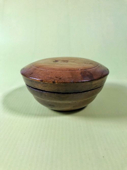 Antique Treen Mealey Beg or Lidded Butter Bowl