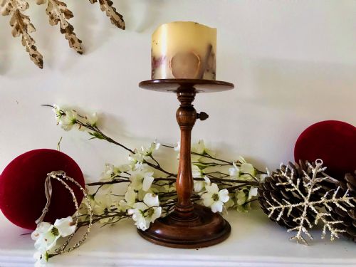 Antique Georgian Mahogany Adjustable Candlestand