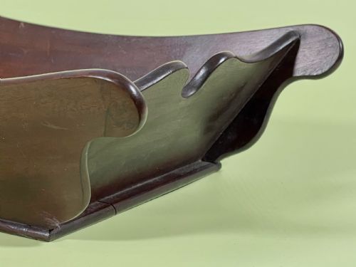 A GEORGIAN MAHOGANY DEEP CONTAINER FOR FRUIT NUTS ETC - ADDITIONAL PHOTO 1