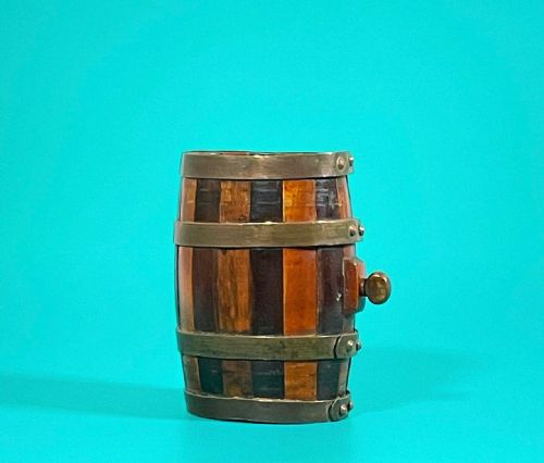 A SMALL SIZED ANTIQUE COSTRAL OR BARREL TREEN - ADDITIONAL PHOTO 4