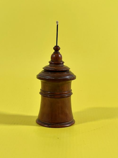 ANTIQUE COQUILLA NUT GO TO BED UNUSUAL FORM - ADDITIONAL PHOTO 1
