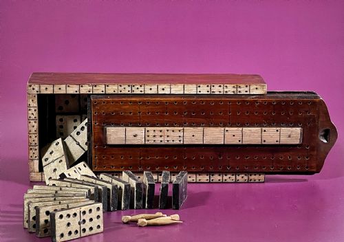ANTIQUE DOMINOES BOX AND SCORING BOARD - ADDITIONAL PHOTO 1