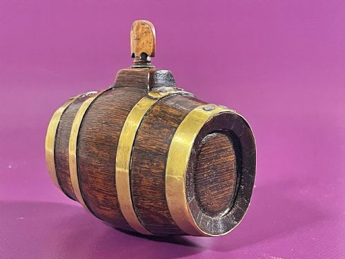 ANTIQUE MINI COSTREL OAK AND BRASS - ADDITIONAL PHOTO 3