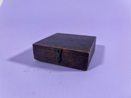 ANTIQUE EXPLORERS COMPASS - ADDITIONAL PHOTO 3