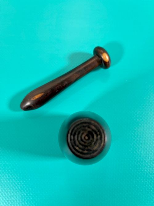 ANTIQUE SNUFF MORTAR AND PESTLE LIGNUM VITAE - ADDITIONAL PHOTO 1