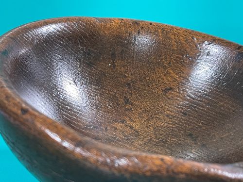 A GEORGIAN OAK BOWL VERY GOOD COLOUR AND PATINA - ADDITIONAL PHOTO 4