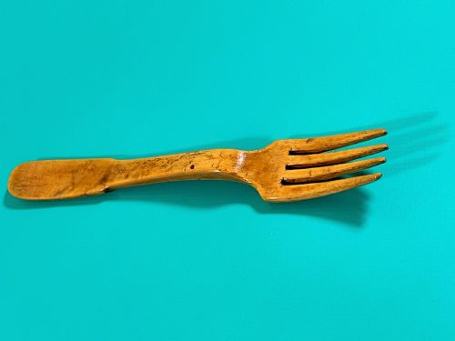 ANTIQUE BOXWOOD FORK - ADDITIONAL PHOTO 5