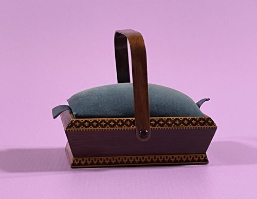 A SMALL TUNBRIDGE WARE PANNIER SEWING BOX - ADDITIONAL PHOTO 6