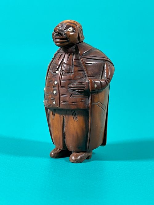 ANTIQUE COQUILLA NUT FIGURAL SNUFF BOX - ADDITIONAL PHOTO 3