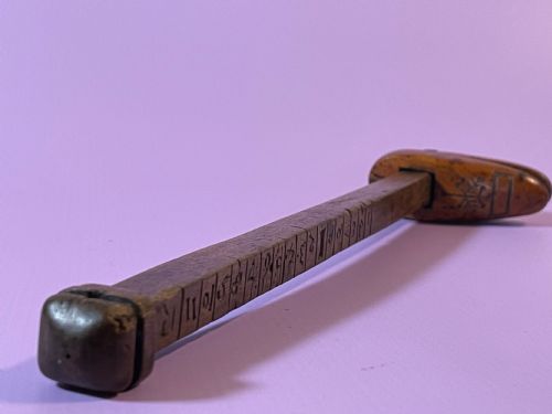 ANTIQUE TREEN SIZE STICK FOR SHOES - ADDITIONAL PHOTO 2