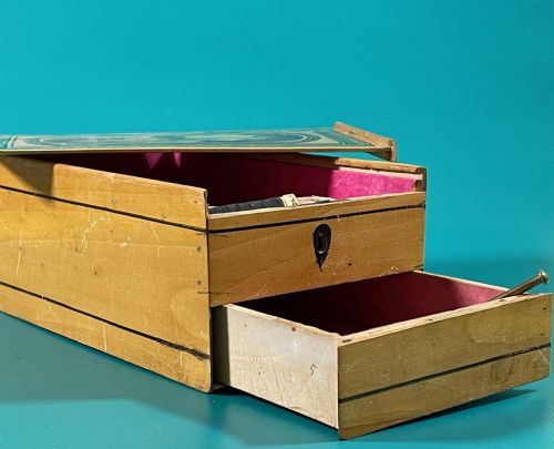 ANTIQUE WHITEWOOD SEWING BOX WITH PAINTED LID DRAWER - ADDITIONAL PHOTO 5