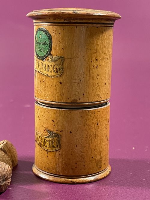 A RARE MINIATURE SPICE TOWER NUTMEG GRATER TUNBRIDGE - ADDITIONAL PHOTO 4