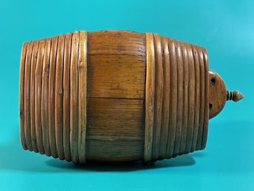 AN ANTIQUE SPIRIT BARREL OR FLASK - ADDITIONAL PHOTO 6