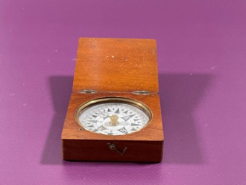 ANTIQUE POCKET COMPASS - ADDITIONAL PHOTO 3