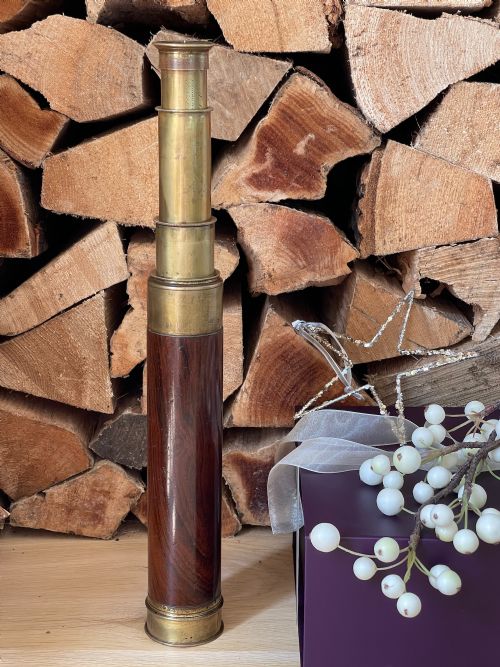ANTIQUE ROSEWOOD TELESCOPE SIGNED S LEE OPTICIAN TO HER MAJESTY - ADDITIONAL PHOTO 1