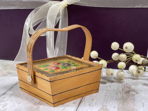 ANTIQUE TUNBRIDGE WARE WHITEWOOD PANNIER - ADDITIONAL PHOTO 1