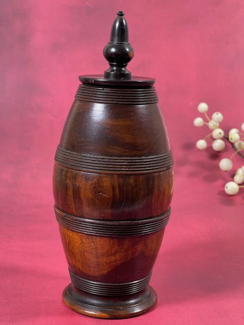 AN ANTIQUE LIGNUM VITAE COFFEE GRINDER - ADDITIONAL PHOTO 6