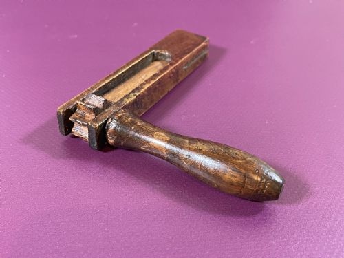 ANTIQUE TREEN CHILD'S BIRD SCARER - ADDITIONAL PHOTO 8