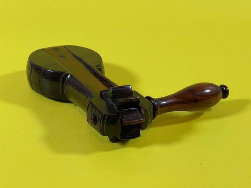 AN ANTIQUE ROSEWOOD BIRD SCARER TREEN - ADDITIONAL PHOTO 2