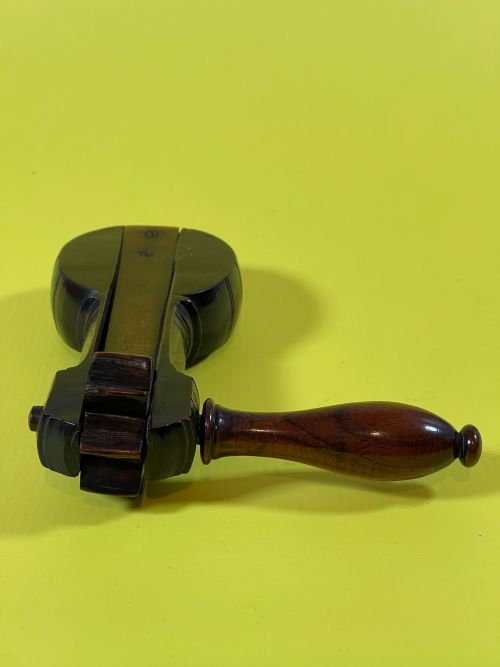 AN ANTIQUE ROSEWOOD BIRD SCARER TREEN - ADDITIONAL PHOTO 9