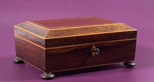 A GEORGIAN ROSEWOOD SEWING BOX WITH CONTENTS GREAT SIZE - ADDITIONAL PHOTO 2