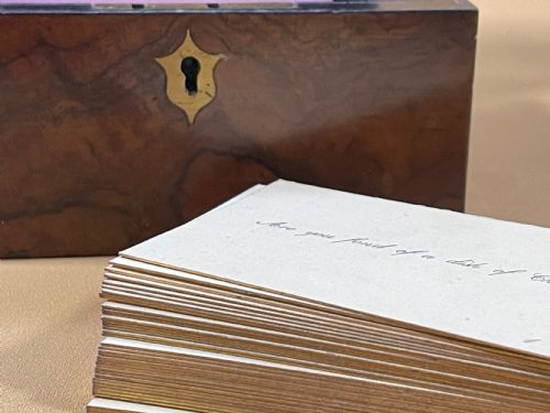A SET OF ANTIQUE CONVERSATION CARDS GOLD RIMMED QUESTION ANSWER CARDS - ADDITIONAL PHOTO 7