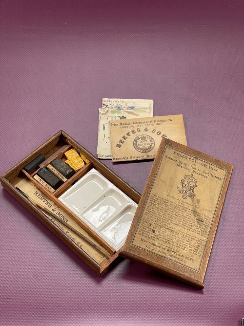 fig 2. Antique Artist Box