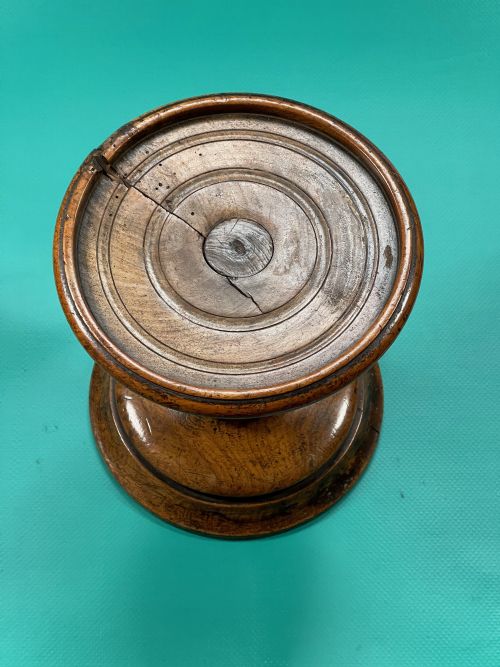 ANTIQUE 18TH CENTURY LEAD WEIGHTED CANDLE STAND - ADDITIONAL PHOTO 5