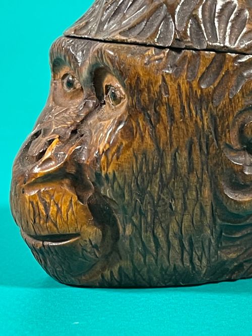 ANTIQUE INK WELL CARVED AS A HEAD OF A MONKEY - ADDITIONAL PHOTO 2