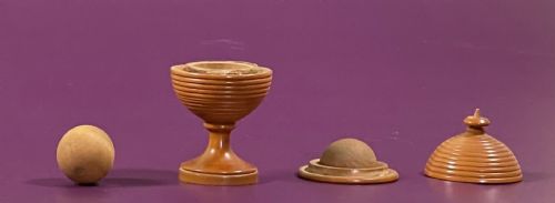 ANTIQUE TREEN MAGIC TRICK - ADDITIONAL PHOTO 3