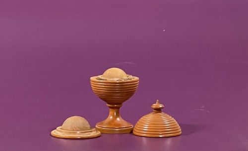 ANTIQUE TREEN MAGIC TRICK - ADDITIONAL PHOTO 4