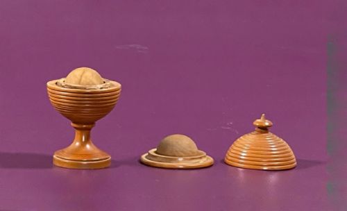 ANTIQUE TREEN MAGIC TRICK - ADDITIONAL PHOTO 6