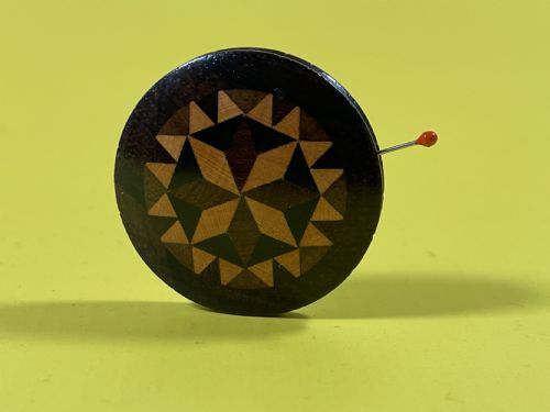 antique tunbridge ware pin wheel - CATEGORY: ANTIQUE MISCELLANEOUS - DATED 19TH CENTURY