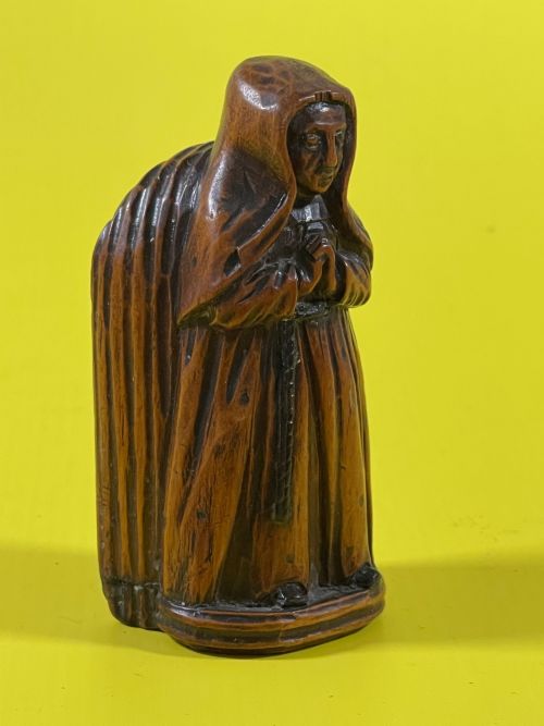 antique figural snuff box monk - CATEGORY: ANTIQUE BOXES - DATED 18TH CENTURY