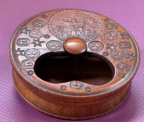 ANTIQUE TREEN MISERS SNUFF BOX STAGS BIRDS HEARTS - ADDITIONAL PHOTO 1