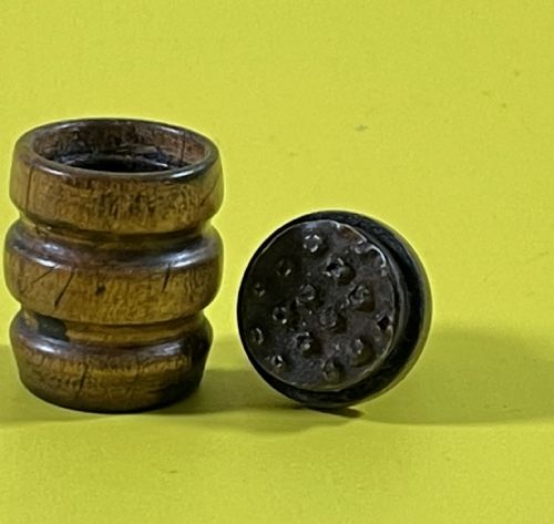 ANTIQUE SNUFFTOBACCOSPICE GRATER FROM DR RECKLESS COLLECTION - ADDITIONAL PHOTO 3