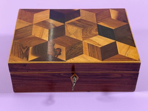 ANTIQUE TUNBRIDGE WARE BOX TUMBLING BLOCK LID - ADDITIONAL PHOTO 6