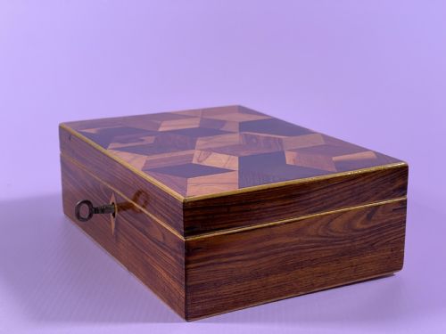 ANTIQUE TUNBRIDGE WARE BOX TUMBLING BLOCK LID - ADDITIONAL PHOTO 11