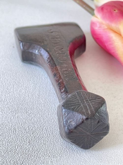 A VERY GOOD ANTIQUE TREEN SAILOR'S RUBBER FACETED HANDLE - ADDITIONAL PHOTO 7