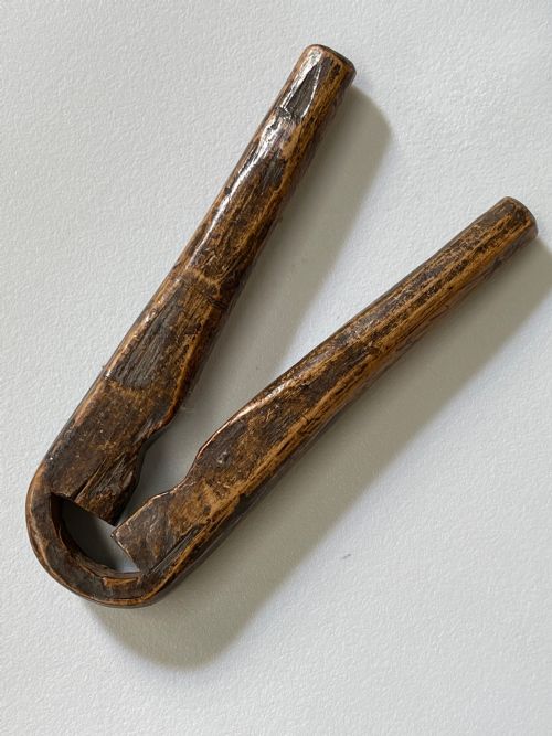 ANTIQUE ENGLISH ASH WOOD NUTCRACKER - ADDITIONAL PHOTO 8